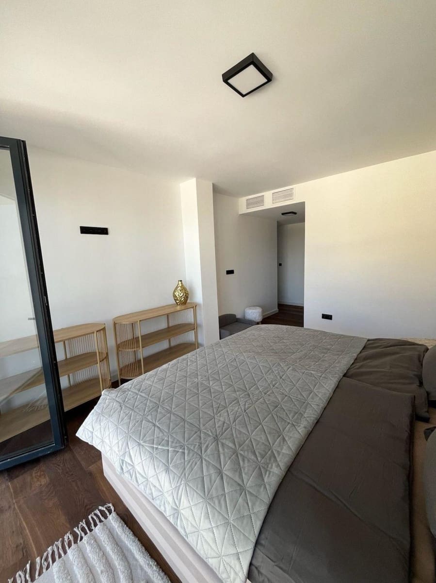 4 bedroom Villa for sale in Altea with pool - € 790,000 (Ref: 9392583)