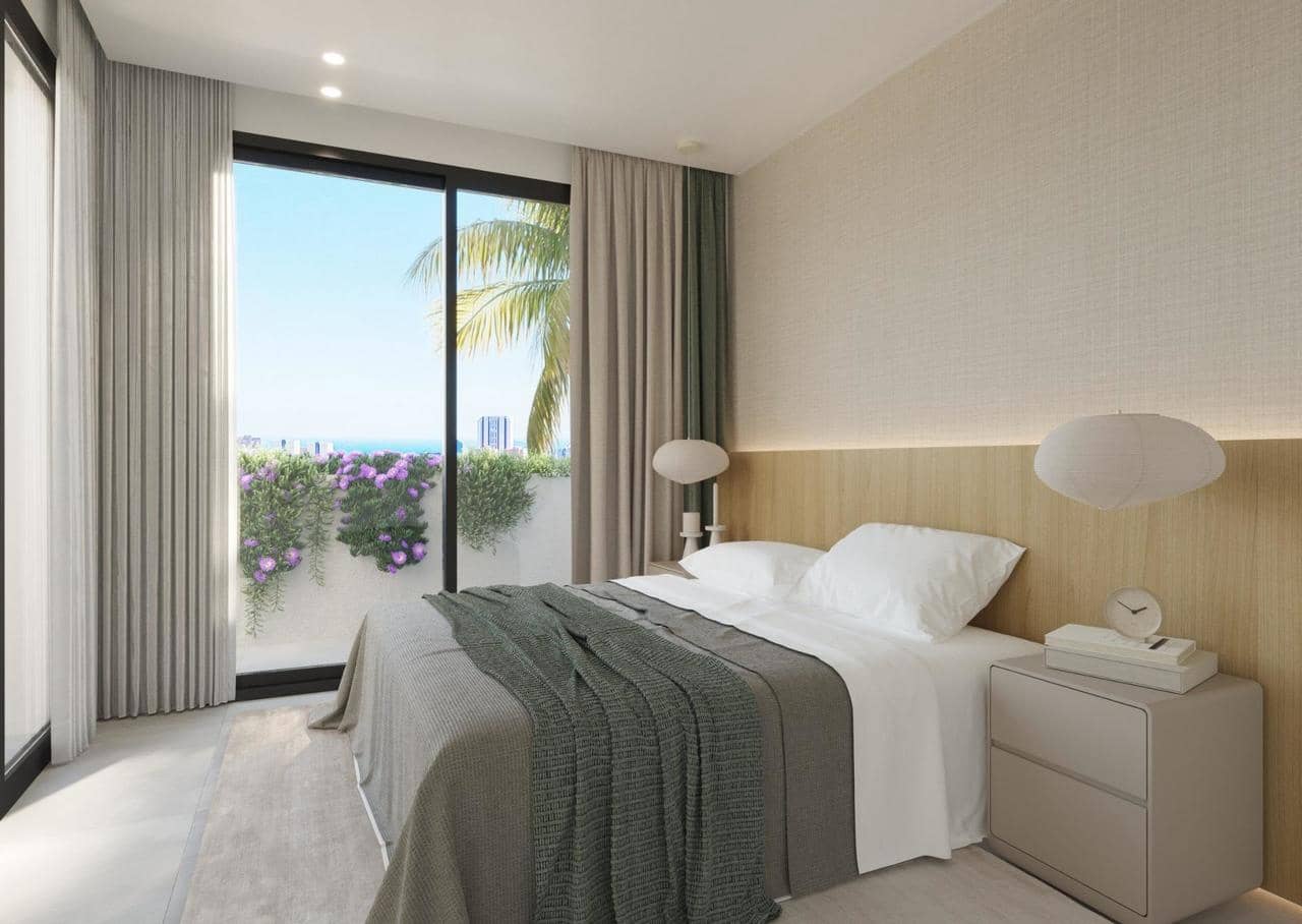 5 bedroom Villa for sale in Finestrat with pool - € 672,000 (Ref: 9392637)