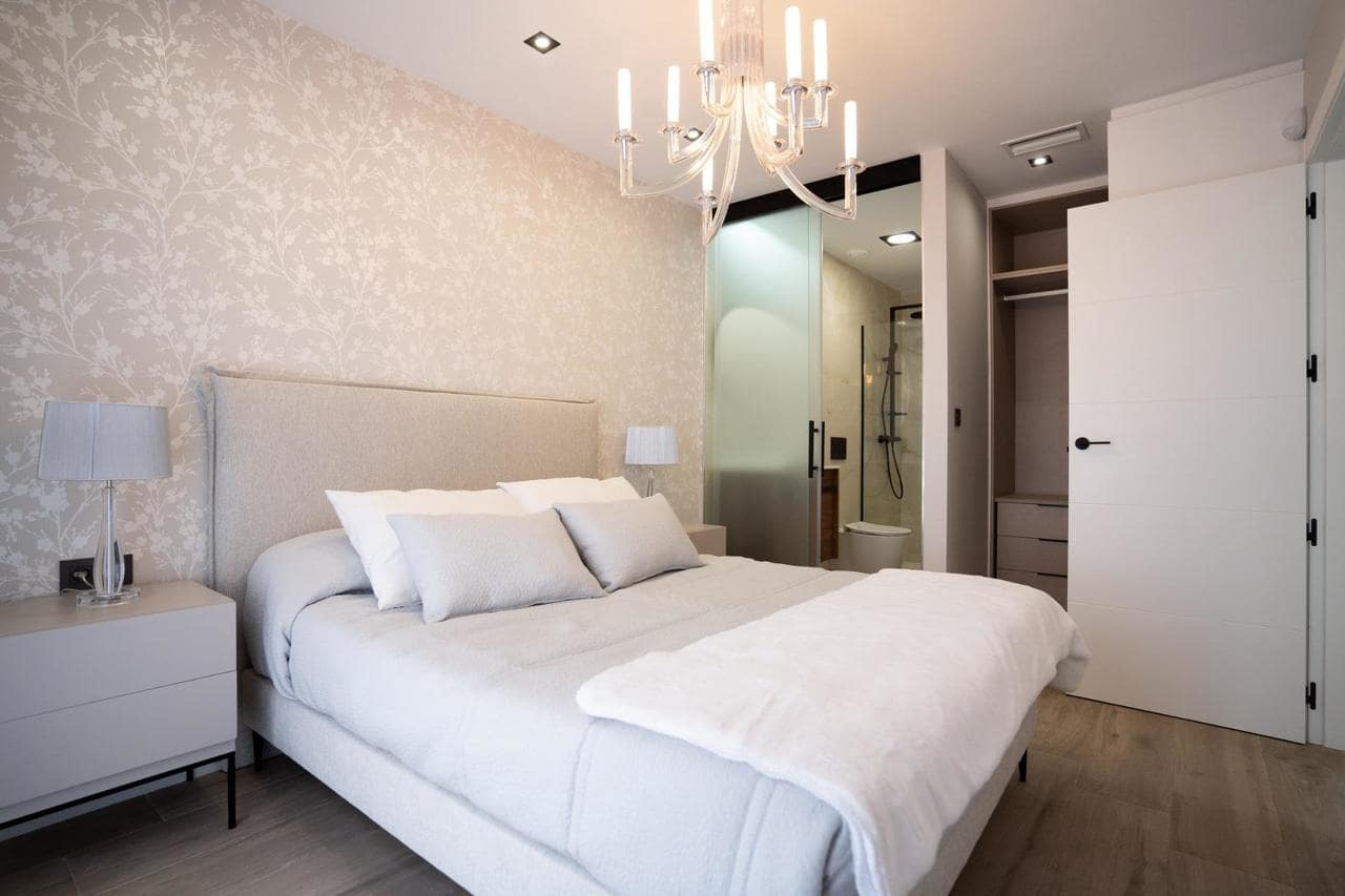 2 quarto Bungalow para venda em Pilar de la Horadada com piscina - 330 000 € (Ref: 9392701)