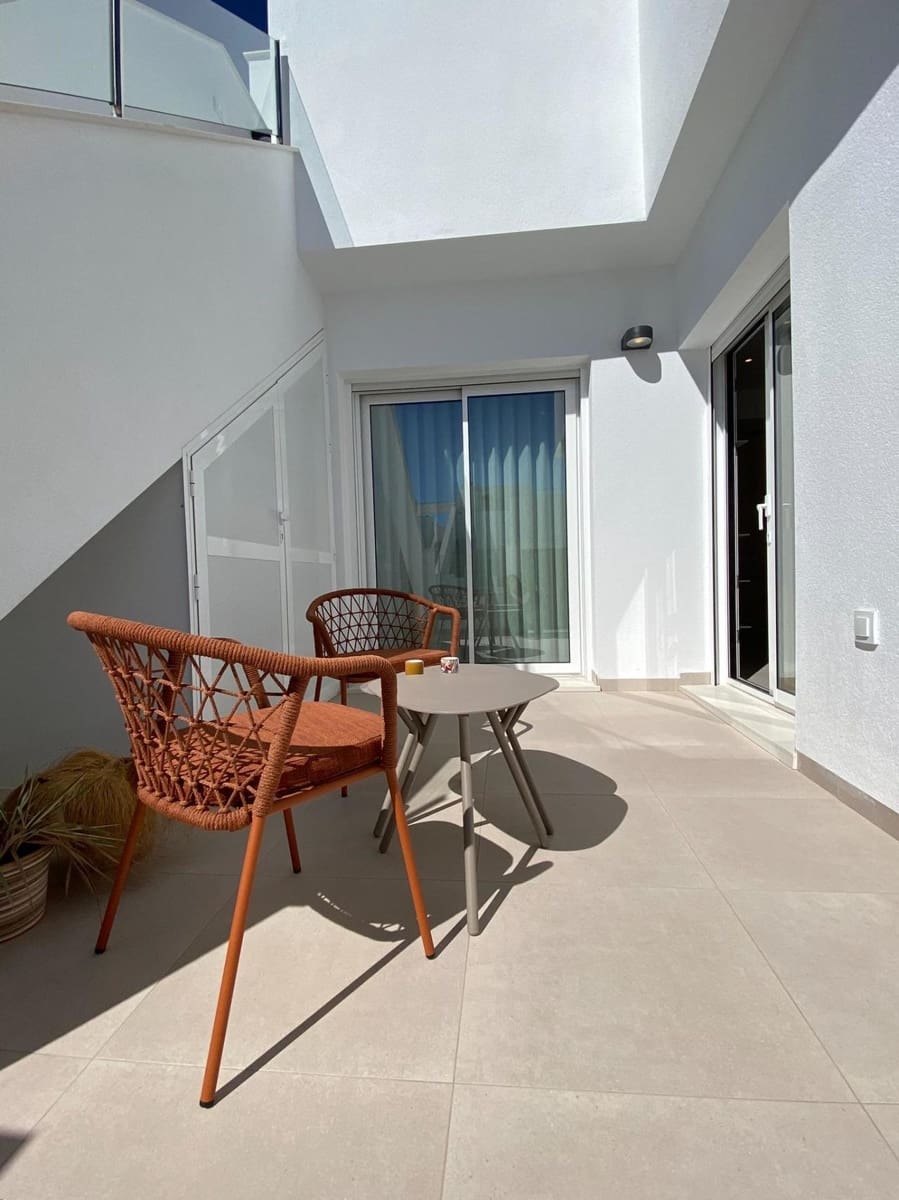 3 quarto Bungalow para venda em Pilar de la Horadada com piscina - 395 900 € (Ref: 9392798)