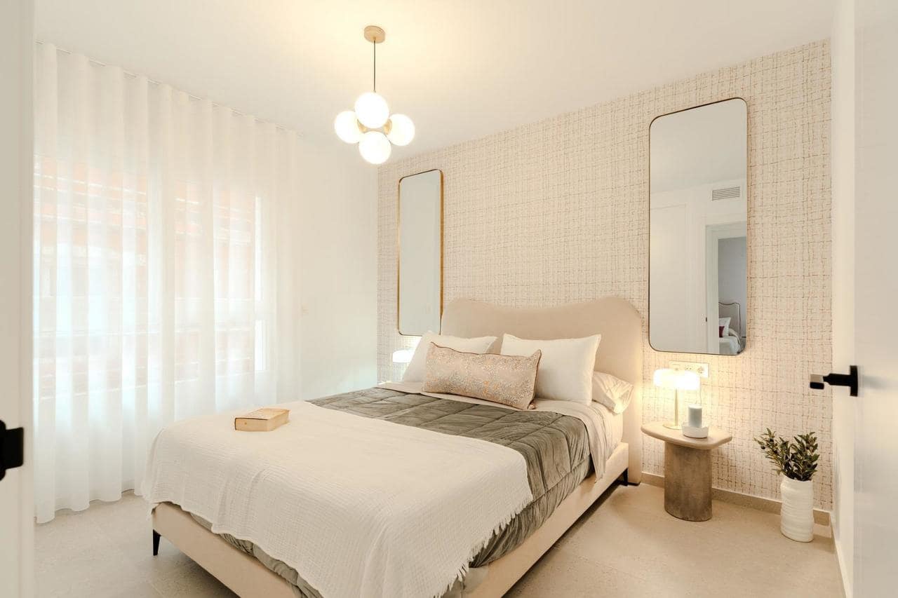 3 bedroom Villa for sale in Los Alcazares with pool - € 467,000 (Ref: 9392836)