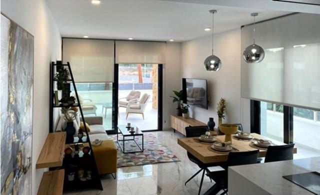 2 soverom Penthouse til salgs i Zona Pueblo, Guardamar del Segura med svømmebasseng - € 449 000 (Ref: 9392954)