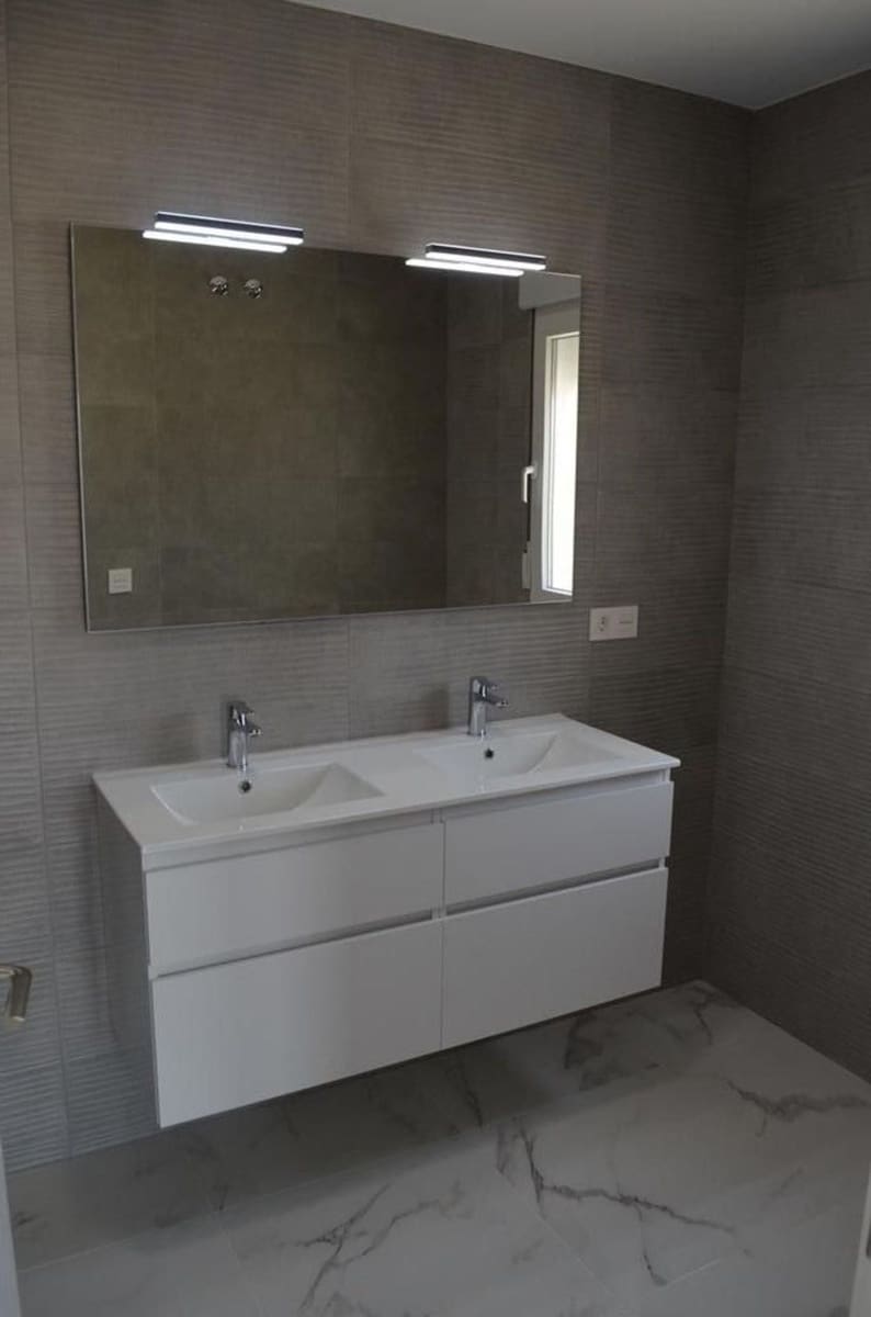 4 bedroom Villa for sale in Pinoso with pool - € 505,000 (Ref: 9392984)