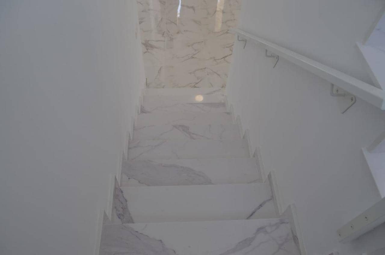 4 bedroom Villa for sale in Pinoso with pool - € 505,000 (Ref: 9392984)