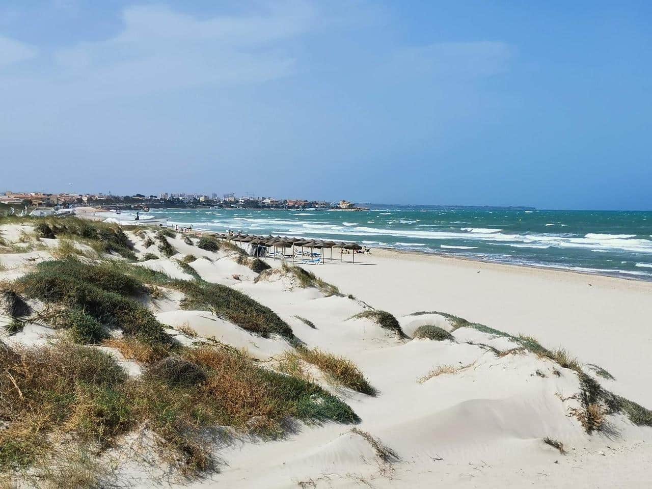 5 soverom Villa til salgs i Pilar de la Horadada med svømmebasseng - € 2 950 000 (Ref: 9393037)