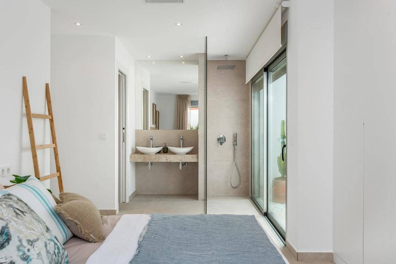 3 soverom Villa til salgs i Los Alcazares med svømmebasseng - € 499 900 (Ref: 9393044)