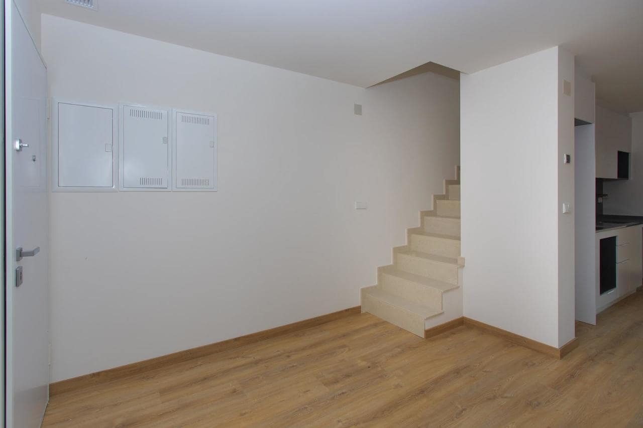 Bungalow de 3 habitaciones en Hondón de las Nieves en venta - 215.000 € (Ref: 9393056)