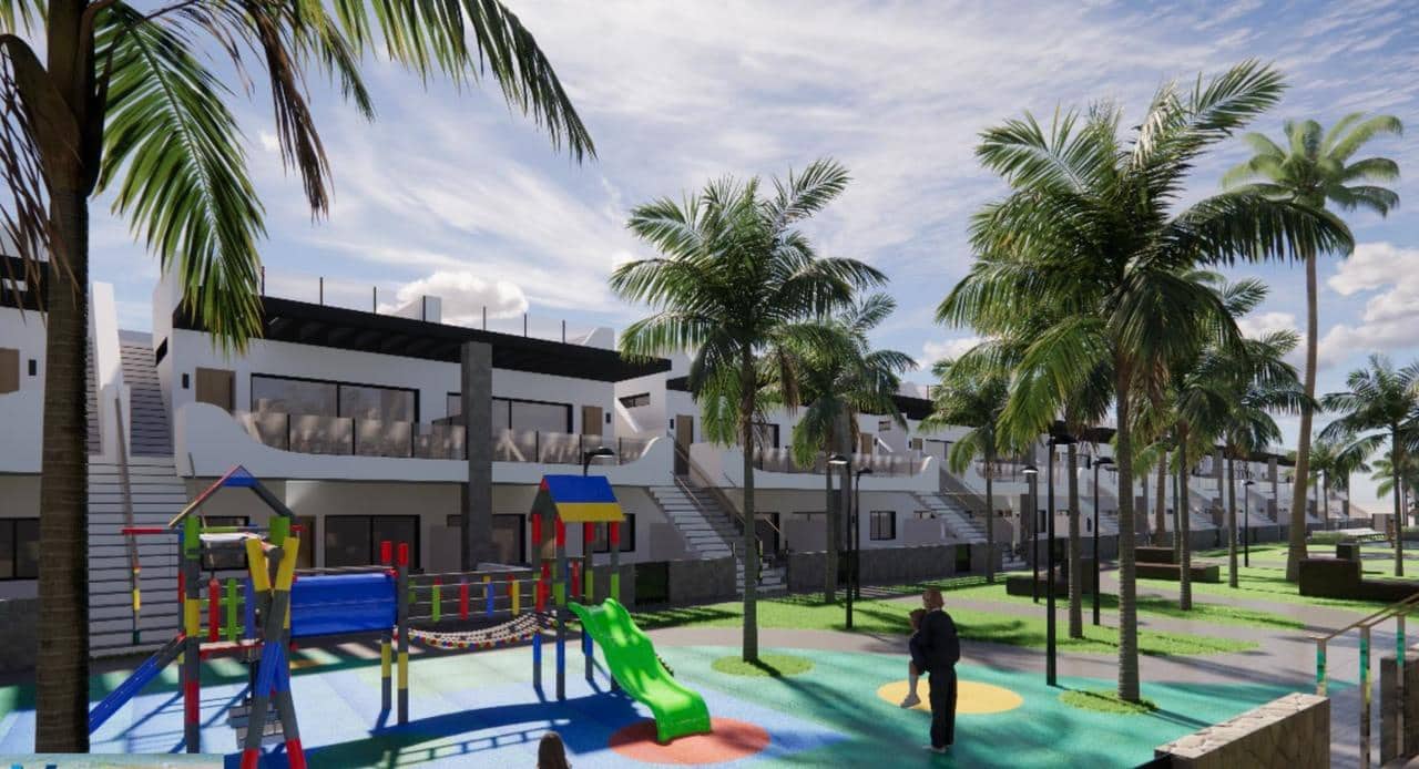 3 bedroom Apartment for sale in Torrevieja with pool - € 370,000 (Ref: 9393079)