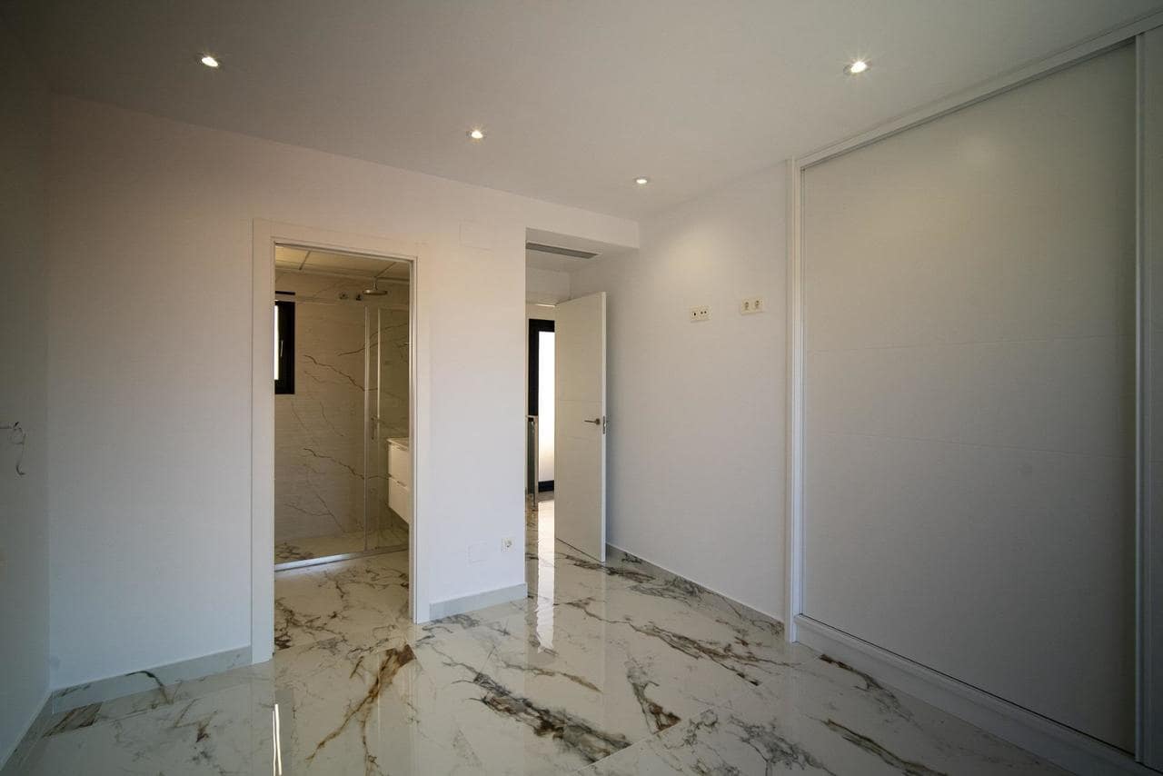 3 soverom Villa til salgs i La Nucia med svømmebasseng - € 600 000 (Ref: 9393152)