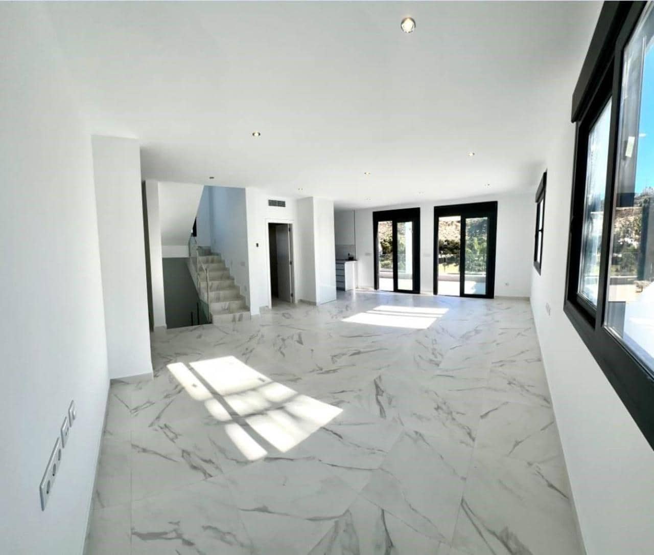 3 soverom Villa til salgs i Rojales med svømmebasseng - € 852 000 (Ref: 9393209)