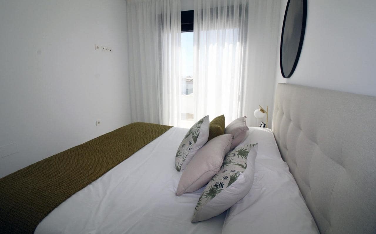 3 slaapkamer Huis te koop in Pilar de la Horadada met zwembad - € 344.900 (Ref: 9393232)