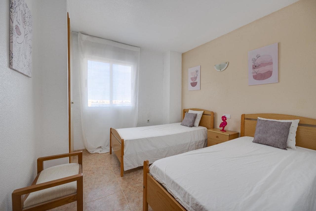 3 camera da letto Appartamento in vendita in Torrevieja con piscina - 194.900 € (Rif: 9393773)