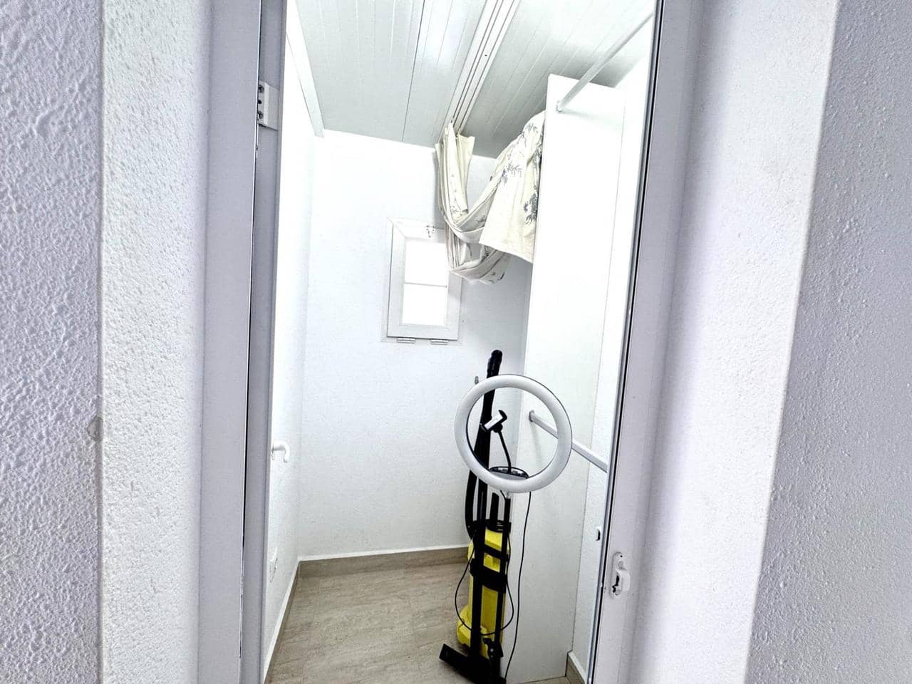 5 makuuhuone Omakotitalo myytävänä paikassa Orihuela Costa mukana uima-altaan - 210 000 € (Ref: 9393778)