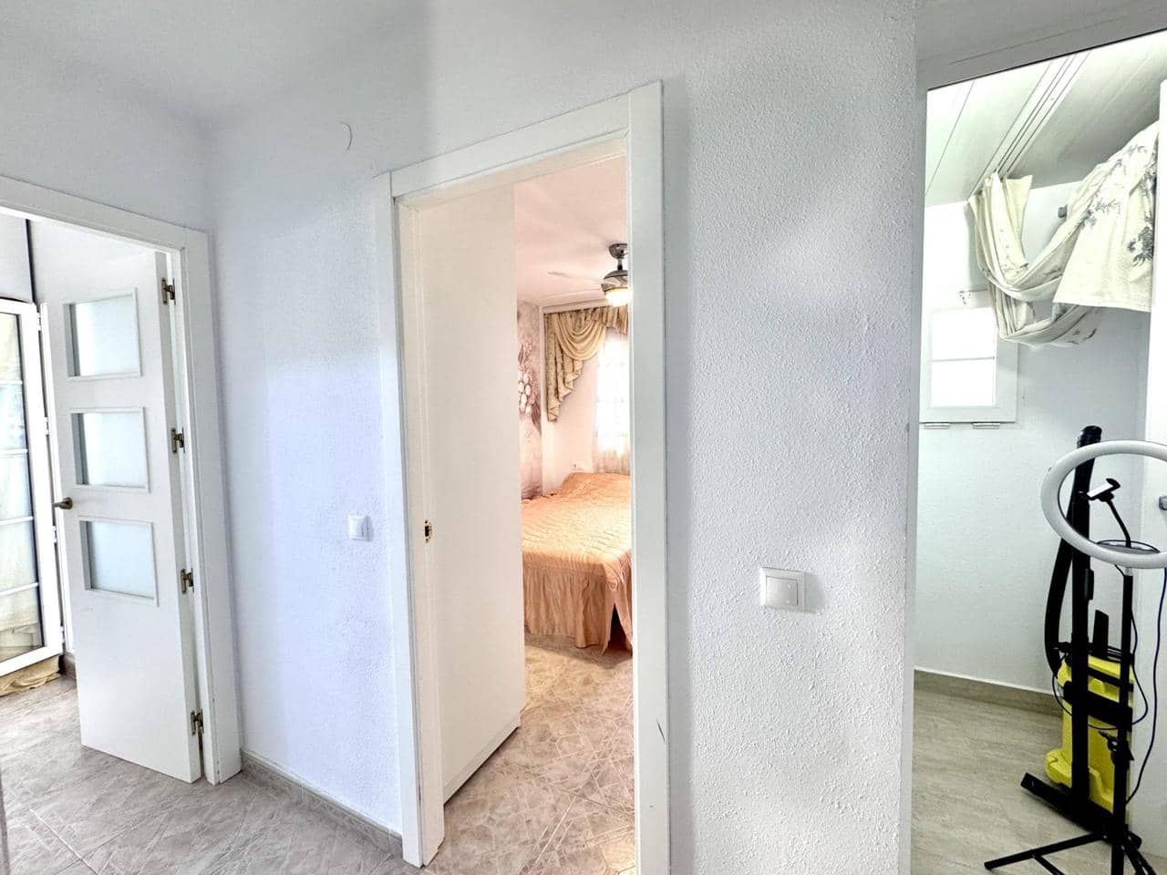 5 makuuhuone Omakotitalo myytävänä paikassa Orihuela Costa mukana uima-altaan - 210 000 € (Ref: 9393778)