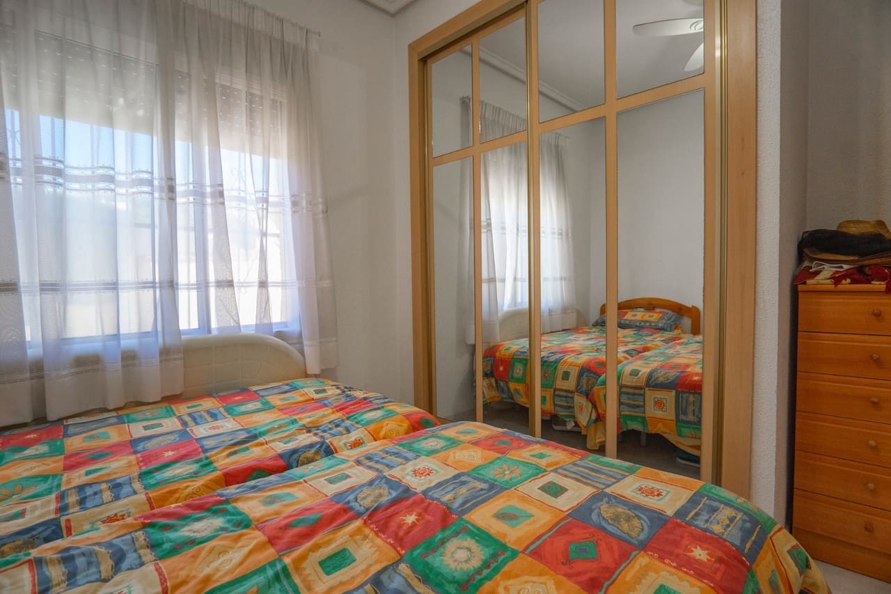 3 makuuhuone Huvila myytävänä paikassa Ciudad Quesada mukana uima-altaan - 380 000 € (Ref: 9393792)