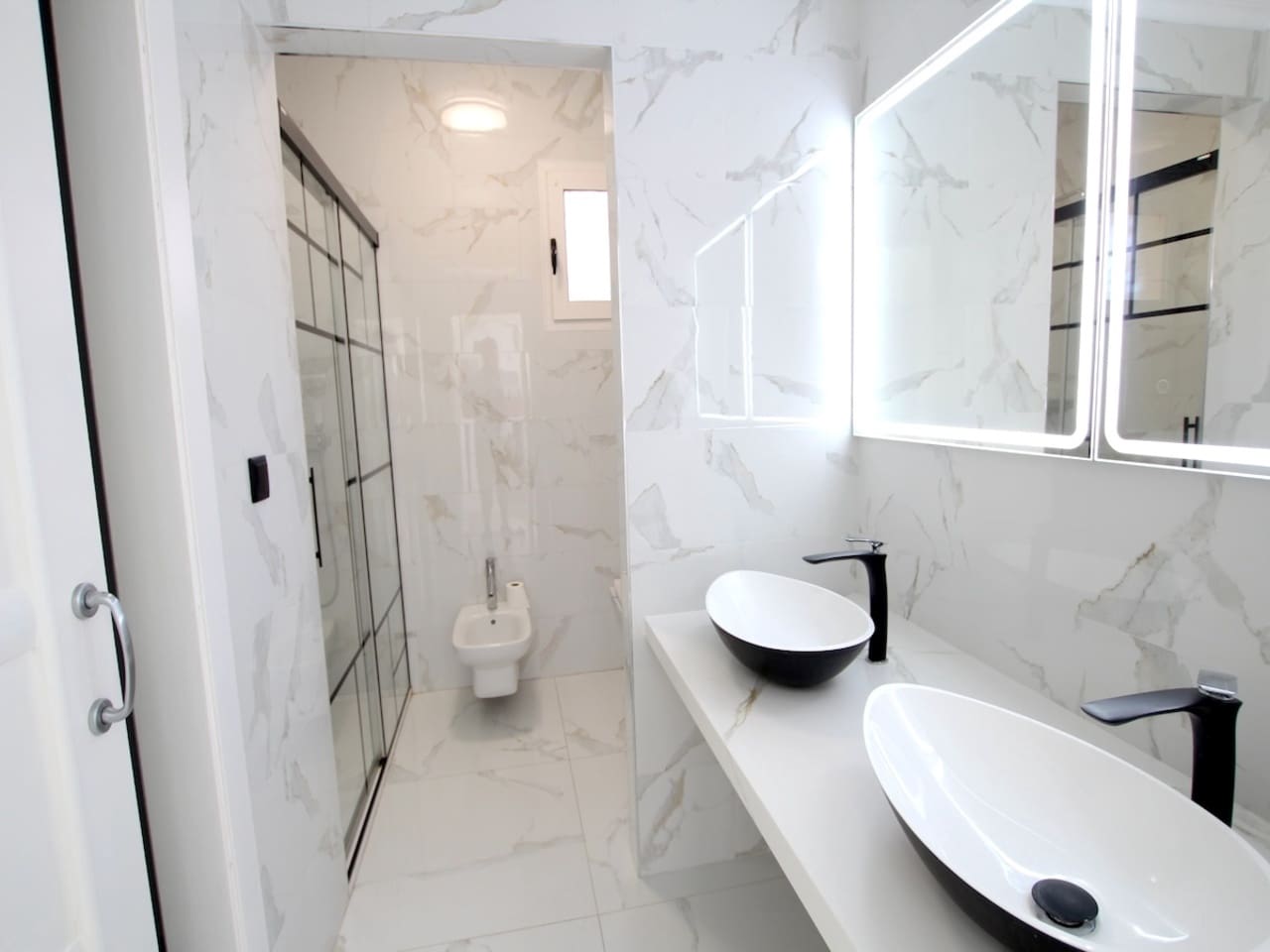 6 bedroom Villa for sale in Algorfa with pool - € 395,000 (Ref: 9398176)