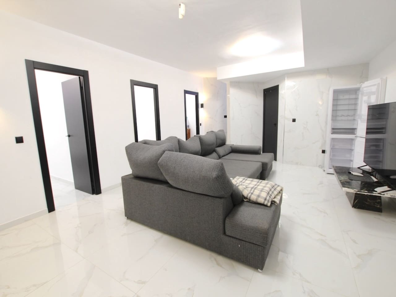 6 bedroom Villa for sale in Algorfa with pool - € 395,000 (Ref: 9398176)