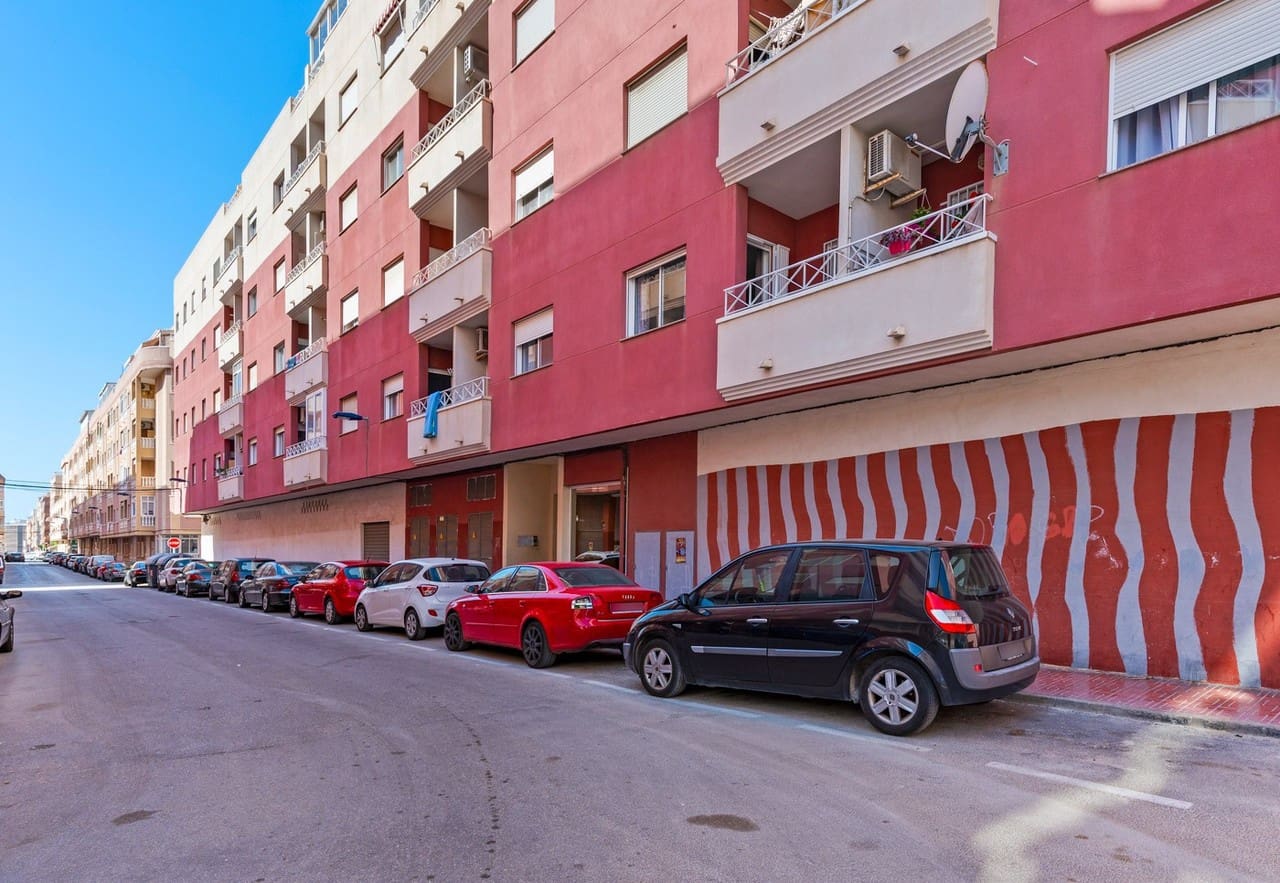 2 soverom Leilighet til salgs i Torrevieja - € 129 000 (Ref: 9406212)
