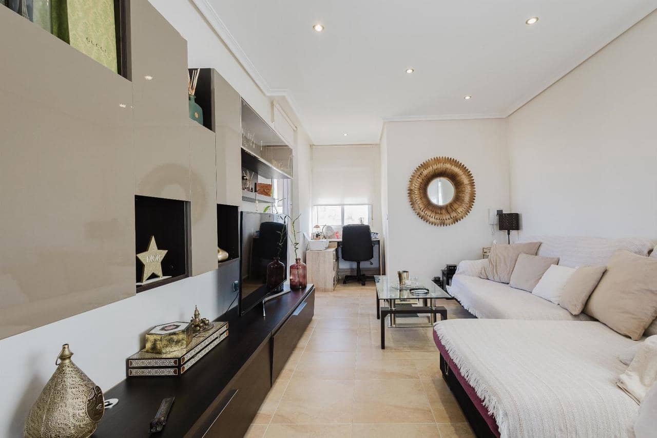 5 sypialnia Willa na sprzedaż w Torrevieja - 449 000 € (Ref: 9409191)