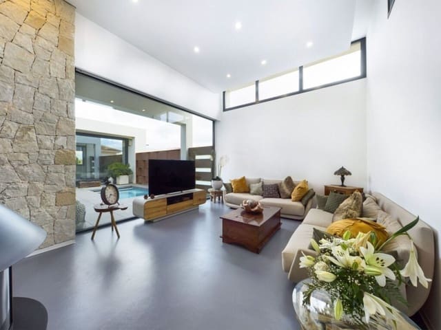 3 makuuhuone Huvila myytävänä paikassa Centro, Los Alcázares - 750 000 € (Ref: 9409192)