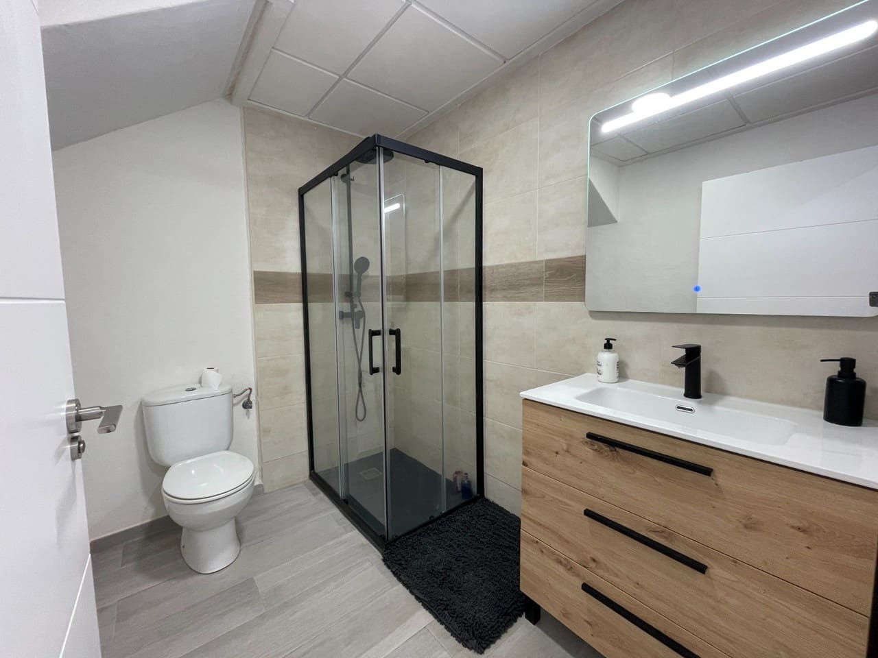 Casa de 5 habitaciones en Algorfa en venta - 225.000 € (Ref: 9409197)