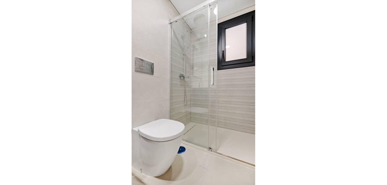 2 Zimmer Apartment zu verkaufen in Torrevieja - 379.000 € (Ref: 9409198)