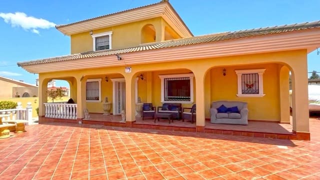 6 soverom Villa til salgs i El Molino, Torrevieja - € 617 000 (Ref: 9409199)