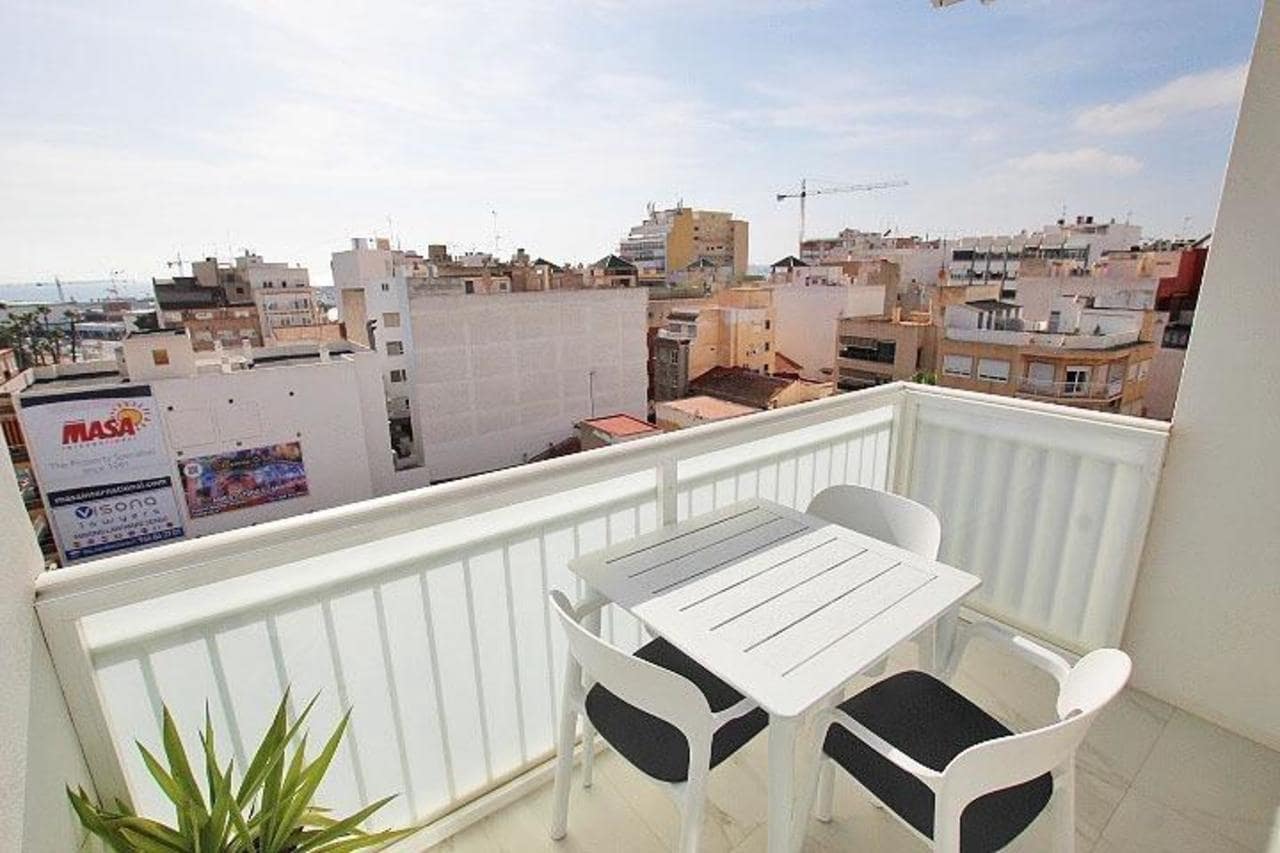 2 quarto Apartamento para venda em Torrevieja - 239 000 € (Ref: 9410528)
