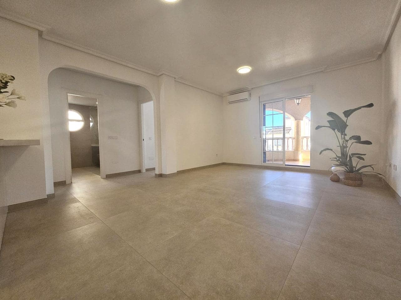 2 slaapkamer Appartement te koop in Orihuela Costa met zwembad - € 199.000 (Ref: 9410549)
