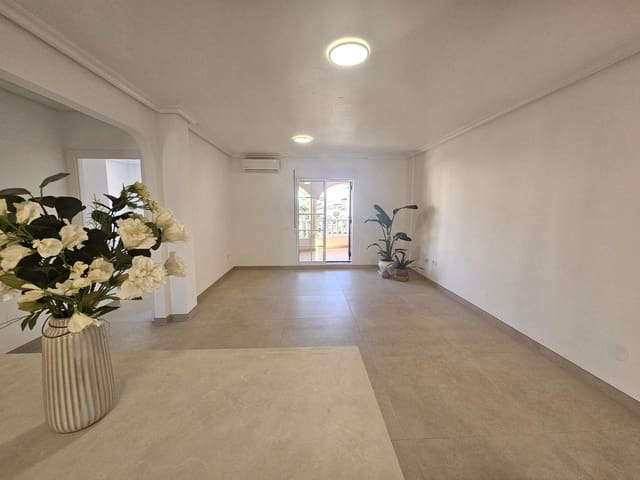 2 slaapkamer Appartement te koop in Dehesa de Campoamor, Orihuela met zwembad - € 199.000 (Ref: 9410549)