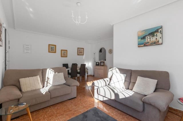 Casa de 3 habitaciones en Dehesa de Campoamor, Orihuela en venta con piscina - 190.000 € (Ref: 9410552)
