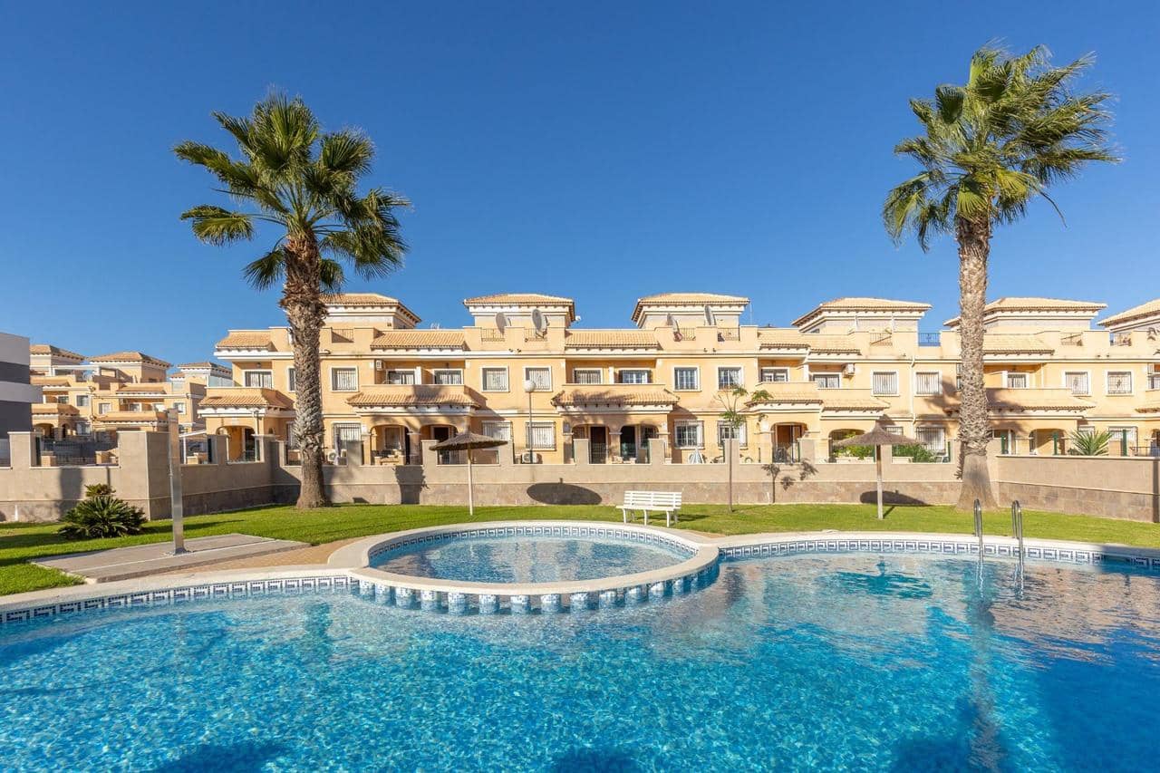 3 bedroom Townhouse for sale in Orihuela Costa with pool - € 190,000 (Ref: 9410552)