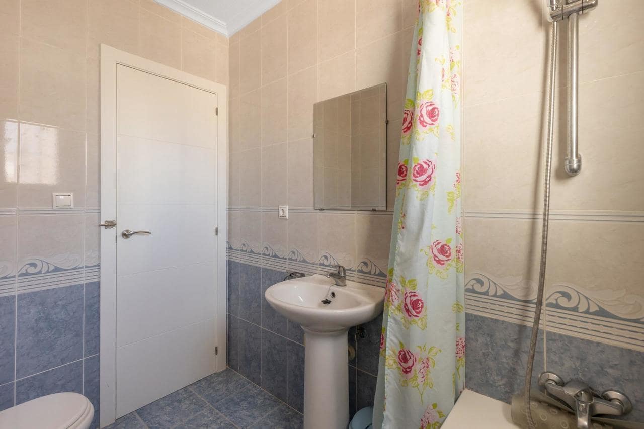 3 bedroom Townhouse for sale in Orihuela Costa with pool - € 190,000 (Ref: 9410552)