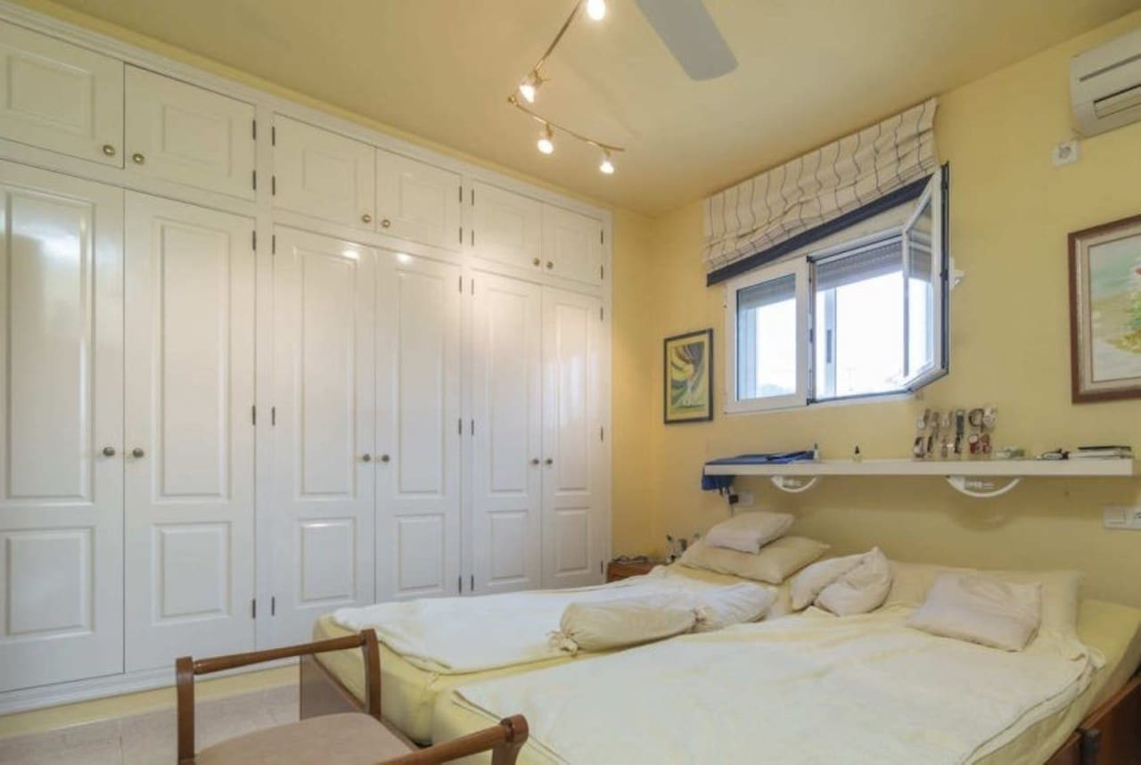 3 bedroom Villa for sale in Pinar de Campoverde - € 398,000 (Ref: 9410570)