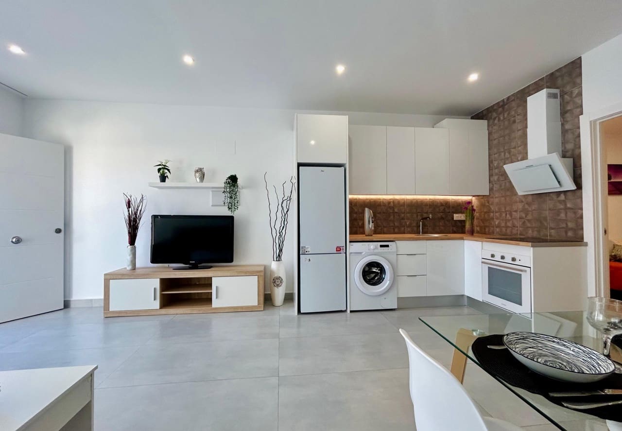 2 soveværelse Byhus til salg i Torrevieja - € 149.000 (Ref: 9410573)