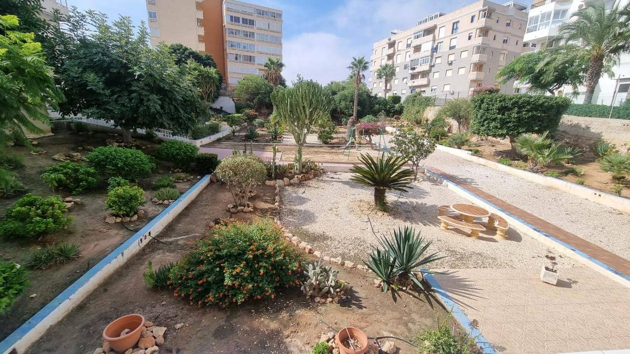 1 makuuhuone Huoneisto myytävänä paikassa Torrevieja - 137 000 € (Ref: 9410574)