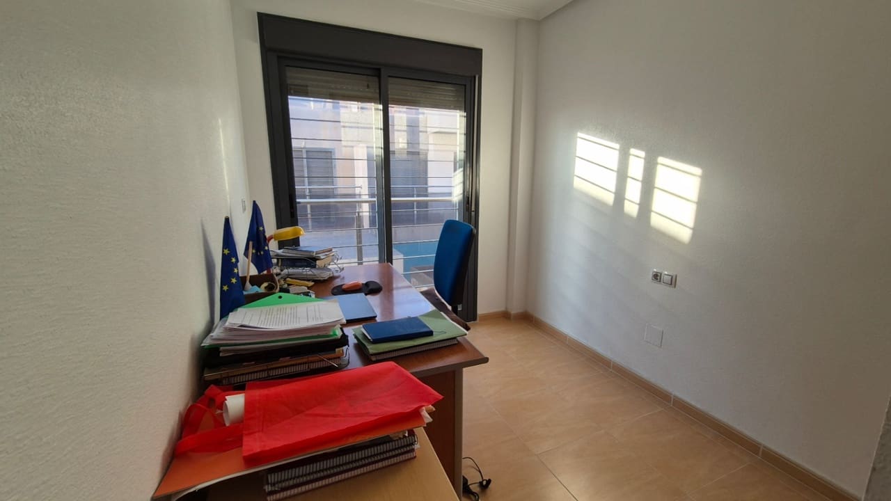 3 slaapkamer Appartement te koop in Torrevieja - € 249.990 (Ref: 9410576)