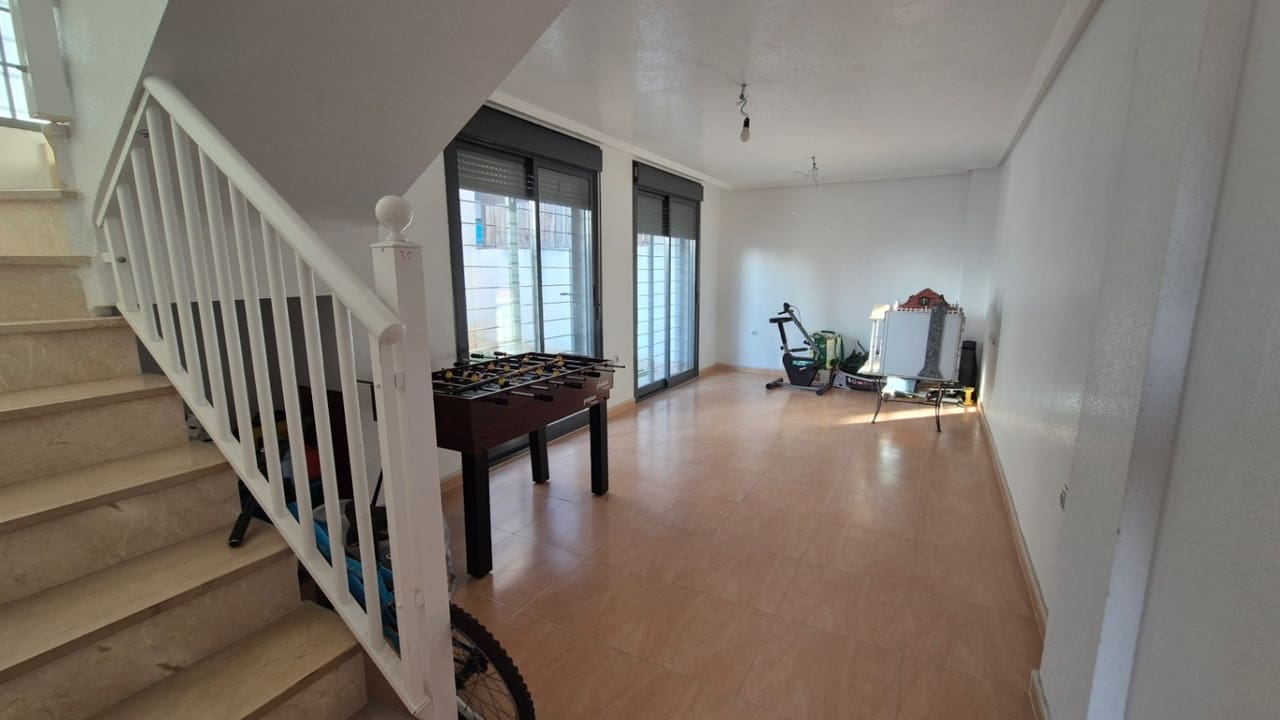 3 slaapkamer Appartement te koop in Torrevieja - € 249.990 (Ref: 9410576)