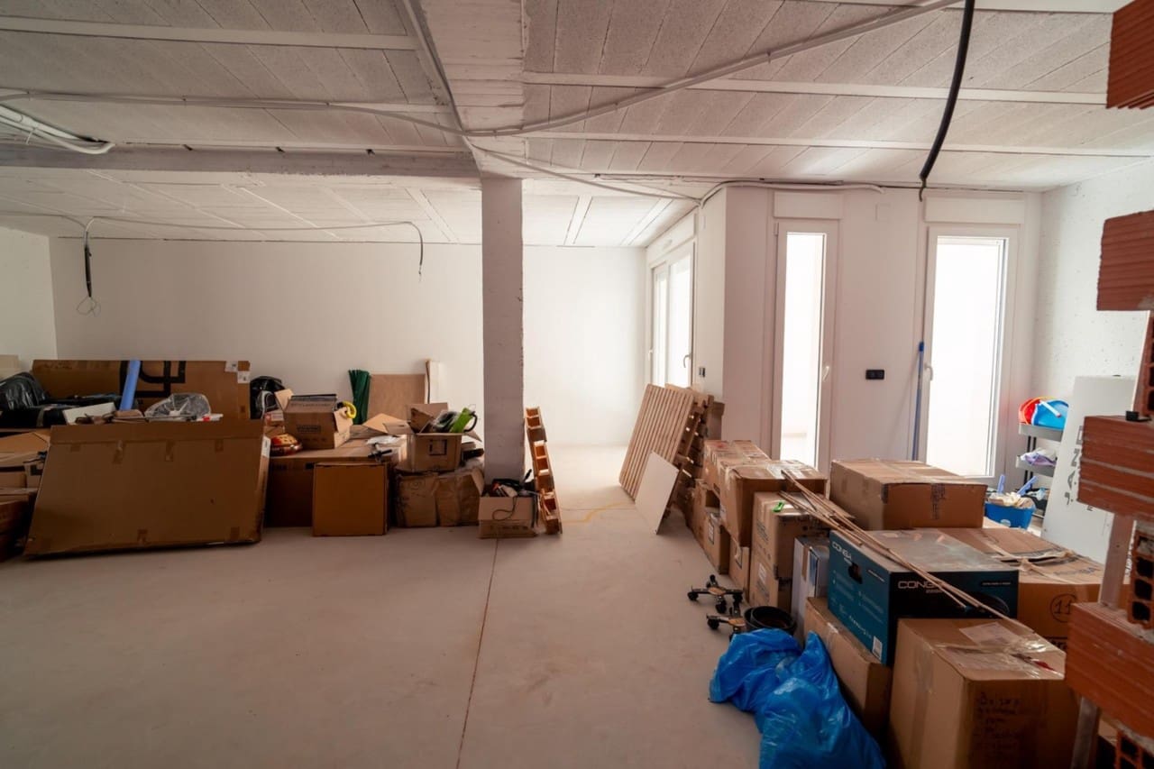 3 bedroom Villa for sale in Algorfa - € 770,000 (Ref: 9413597)