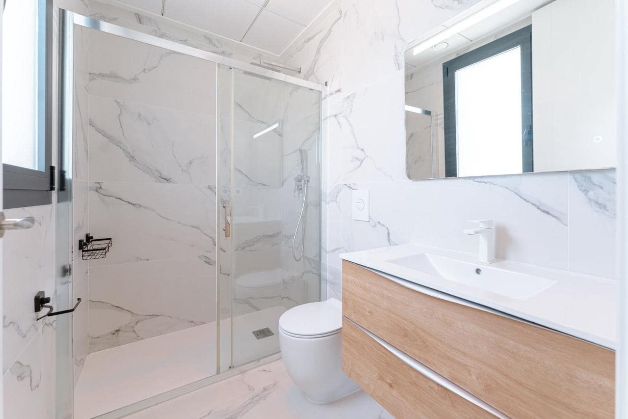 5 sypialnia Willa na sprzedaż w San Miguel de Salinas z basenem - 780 000 € (Ref: 9415402)