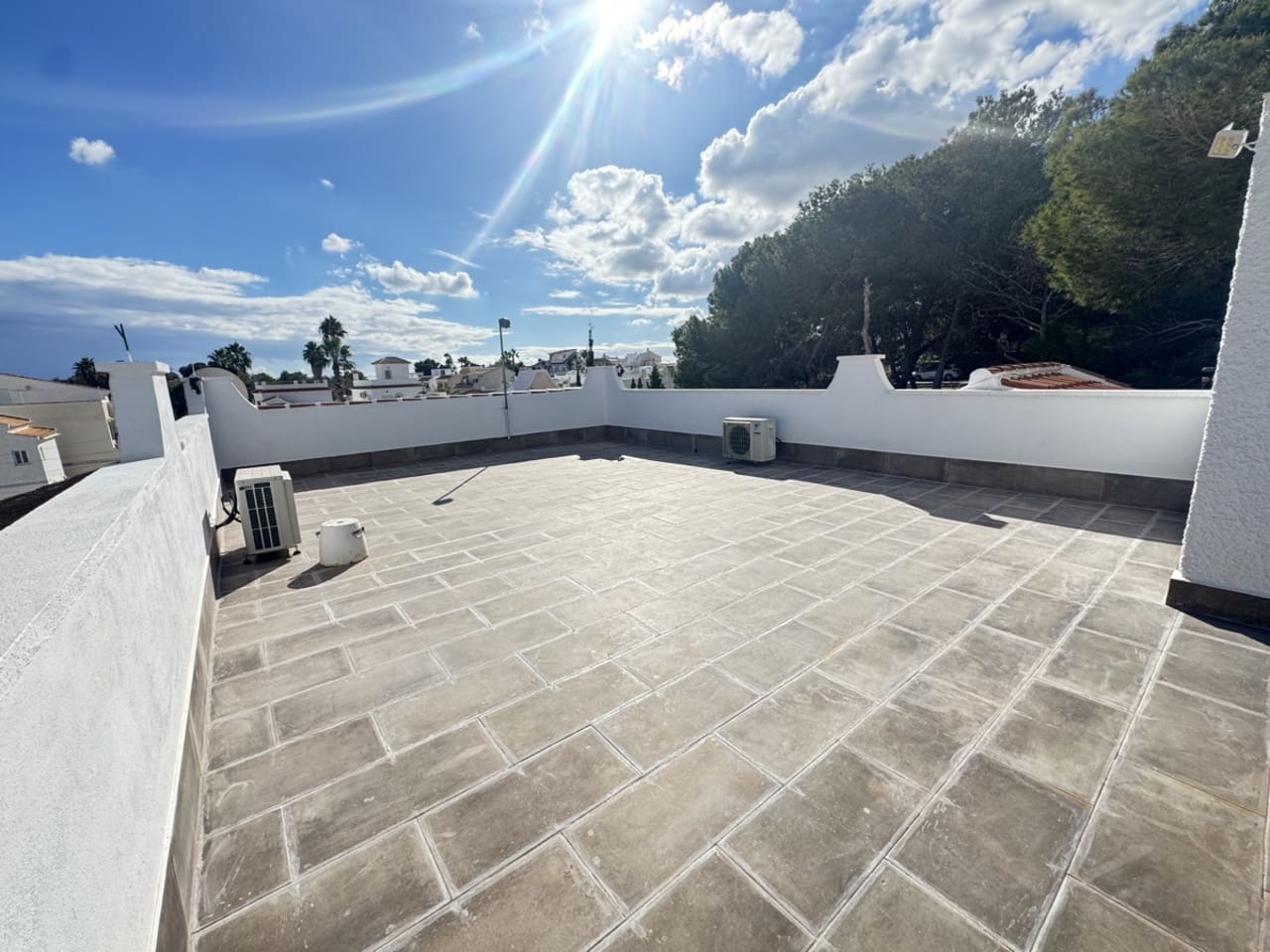 3 bedroom Villa for sale in Villamartin with pool - € 375,000 (Ref: 9418950)