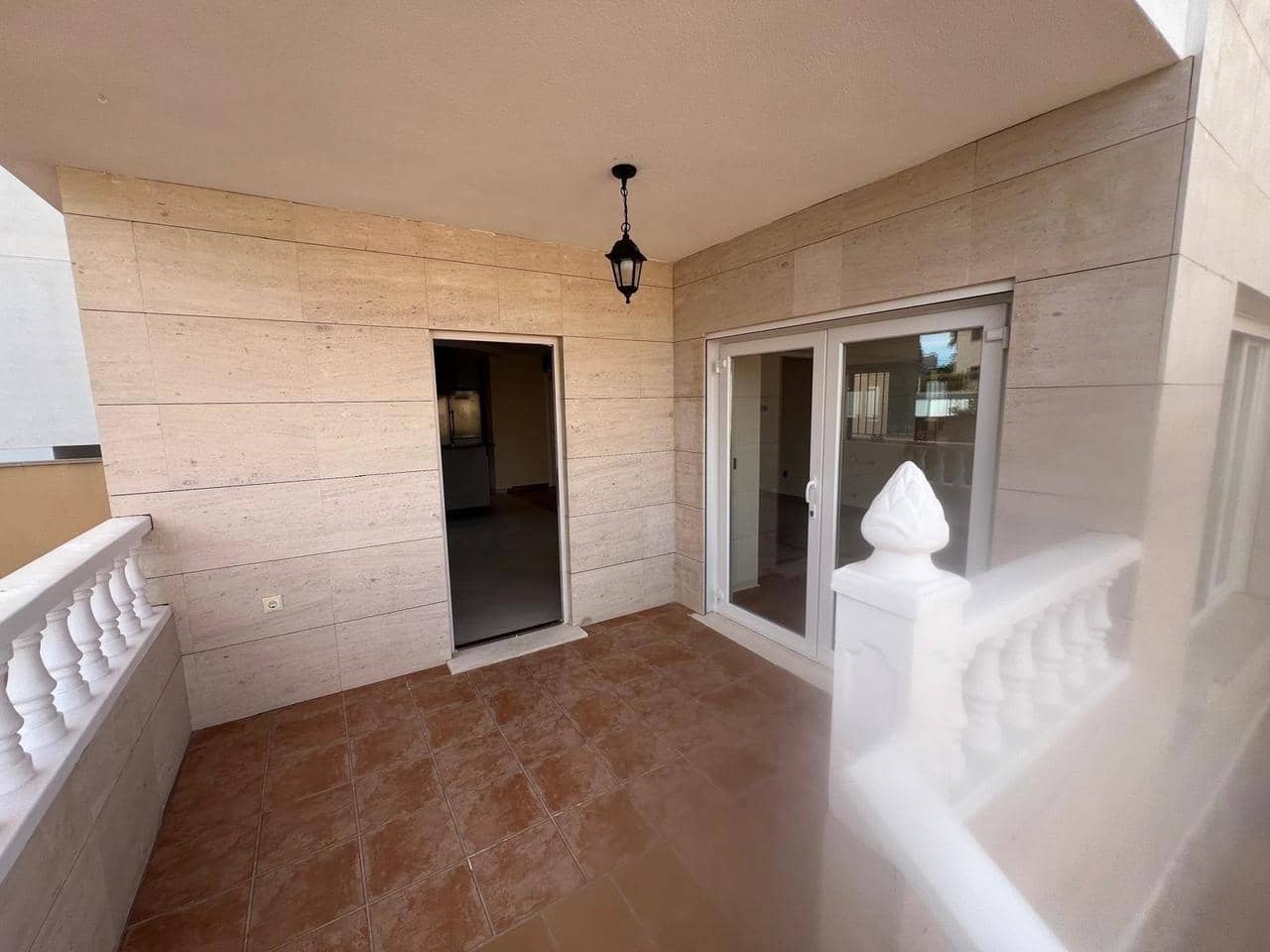 4 bedroom Villa for sale in Orihuela Costa with pool - € 299,900 (Ref: 9418962)