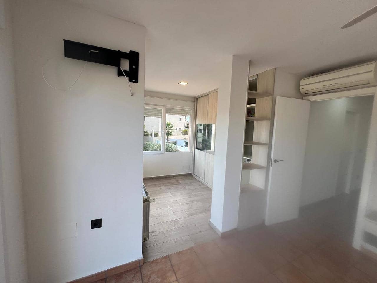 4 bedroom Villa for sale in Orihuela Costa with pool - € 299,900 (Ref: 9418962)