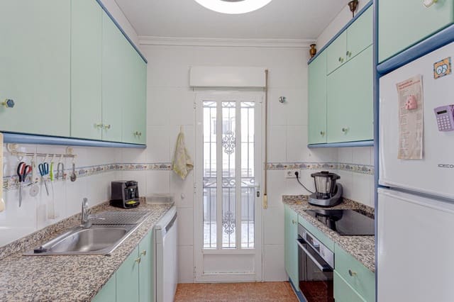 Chalet de 3 habitaciones en Dehesa de Campoamor, Orihuela en venta - 185.000 € (Ref: 9421844)