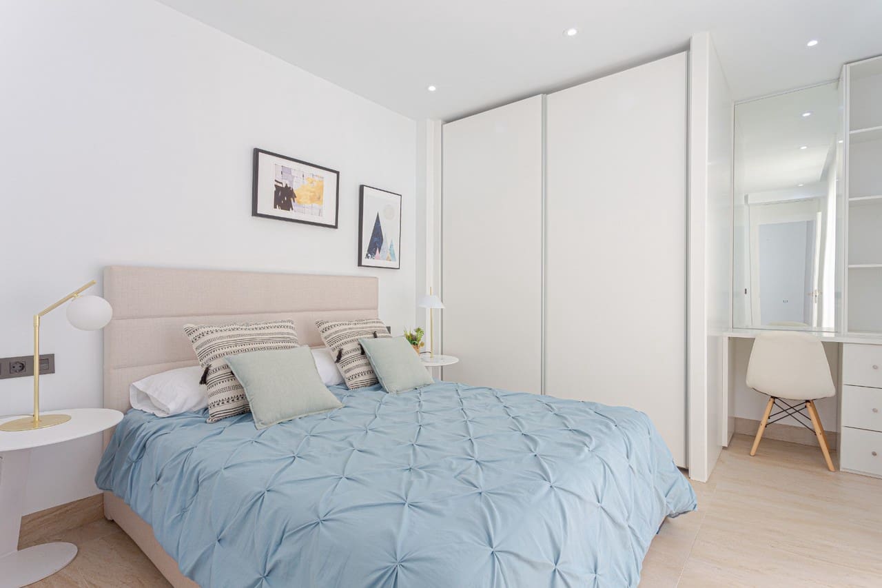 Chalet de 4 habitaciones en Orihuela Costa en venta - 495.000 € (Ref: 9421845)