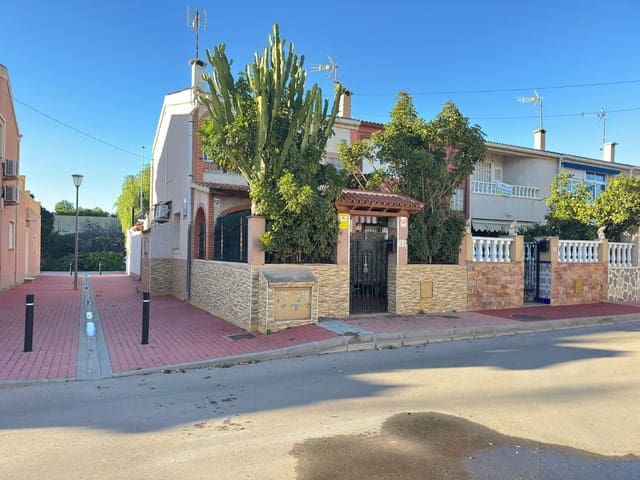 4 soveværelse Byhus til salg i El Molino, Torrevieja - € 263.900 (Ref: 9421850)
