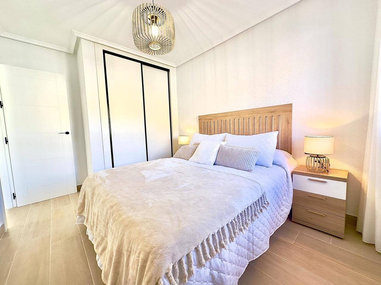 2 camera da letto Appartamento in vendita in Torrevieja con piscina - 359.900 € (Rif: 9421852)