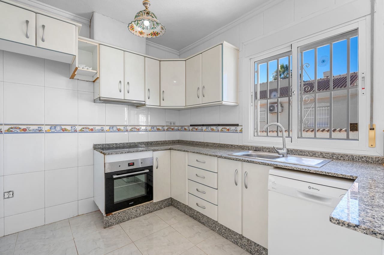 4 sovrum Villa till salu i Rojales - 375 000 € (Ref: 9424269)