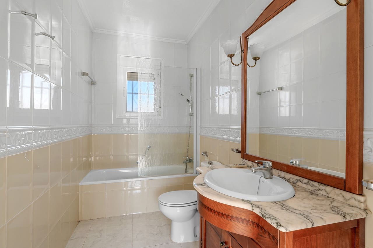 4 sovrum Villa till salu i Rojales - 375 000 € (Ref: 9424269)