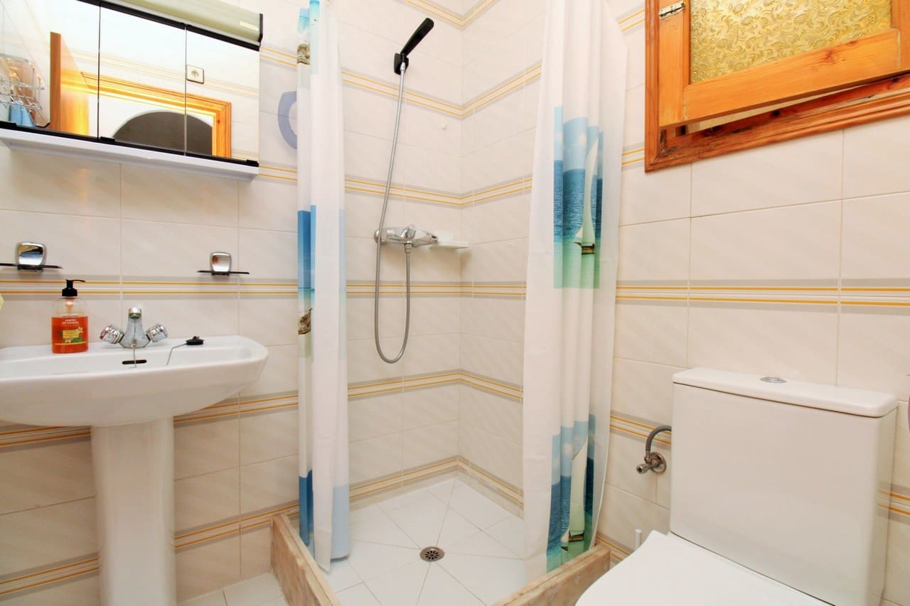 1 chambre Bungalow à vendre à Playa Flamenca - 109 900 € (Ref: 9424274)